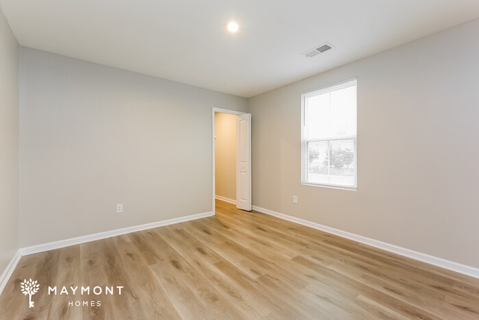 Building Photo - 111 Dunbartin Dr.