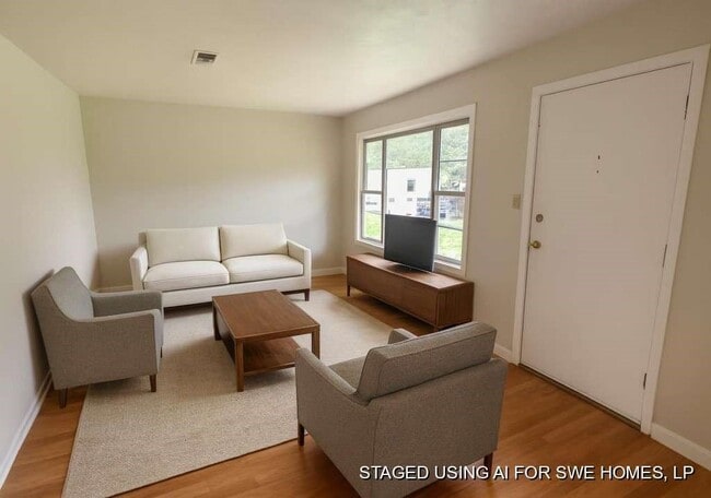 Building Photo - 5715 Belmark St