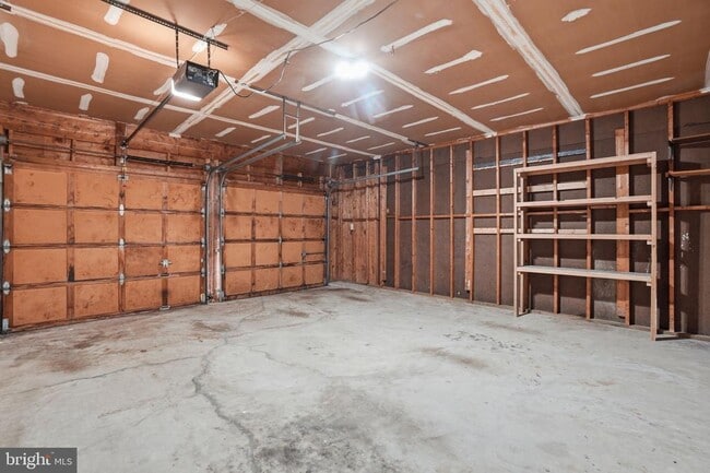 Building Photo - 9713 Waterline Dr