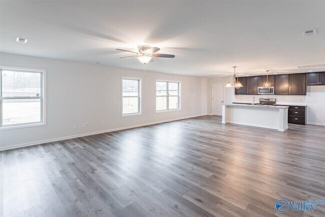 Building Photo - 276 Fenrose Dr