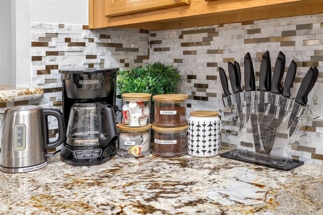 Building Photo - 3015 Beacon Grove St