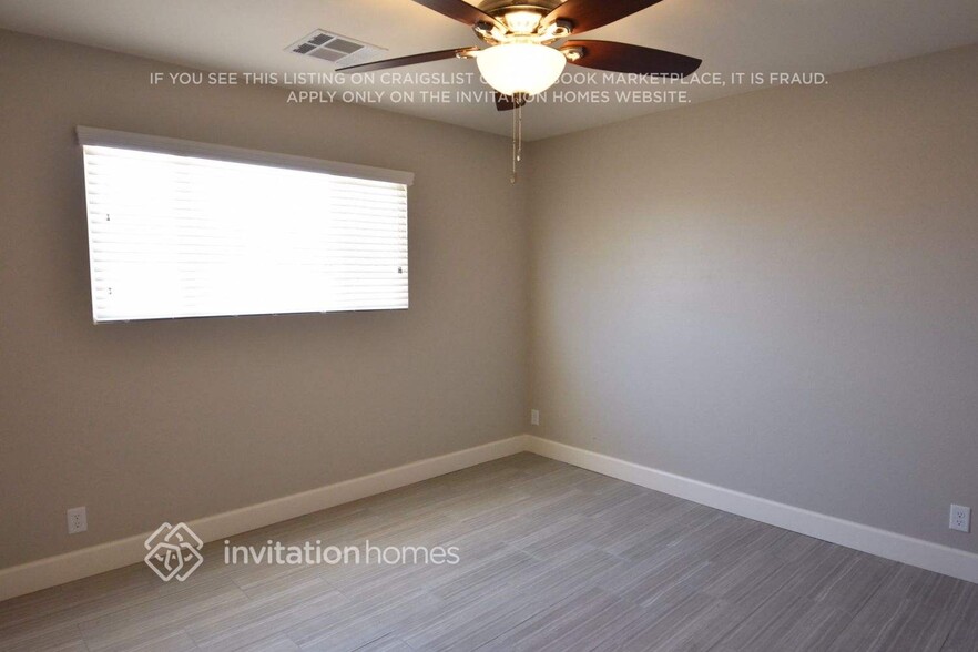Building Photo - 1222 W Hermosa Dr