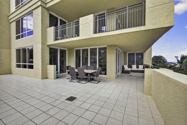 Building Photo - 3800 N Ocean Dr