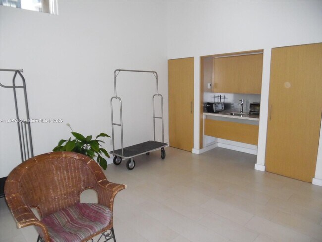 Building Photo - 8911 Collins Ave