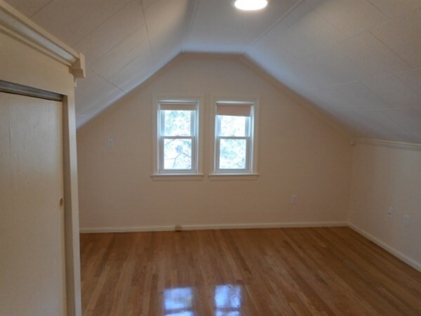 Building Photo - 53 Grimshaw St