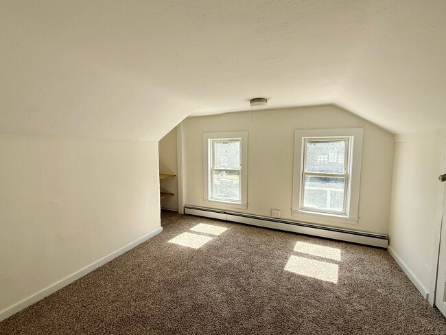 Building Photo - 94 Blackhall St