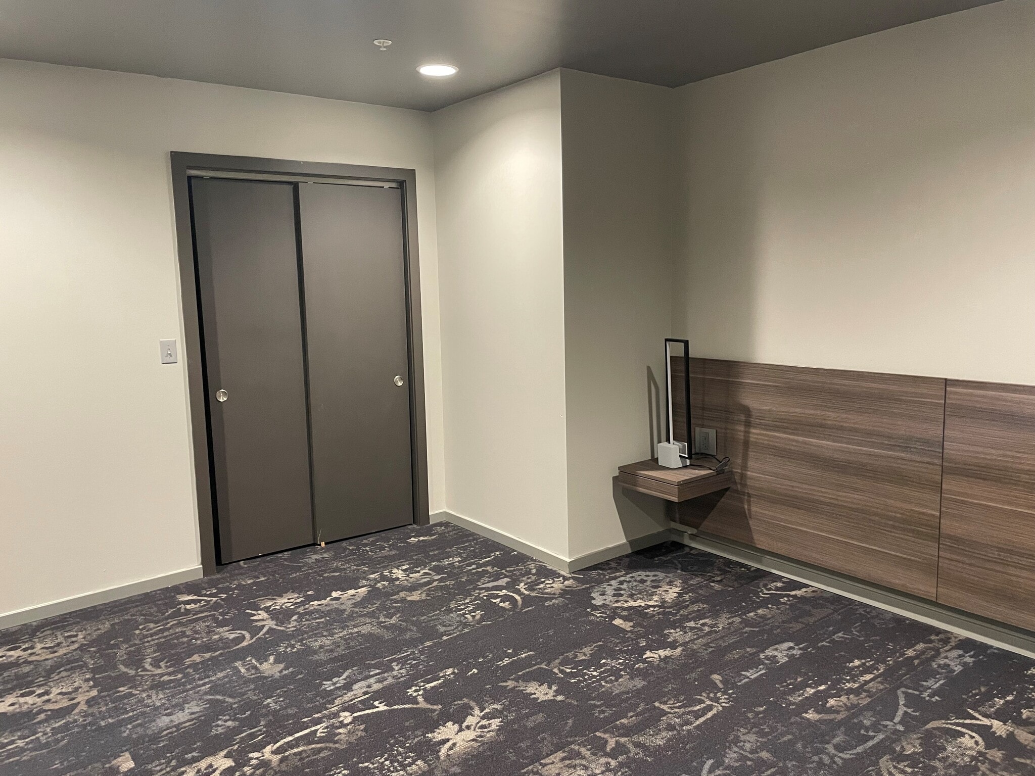 Bedroom - 1011 W 1st Ave