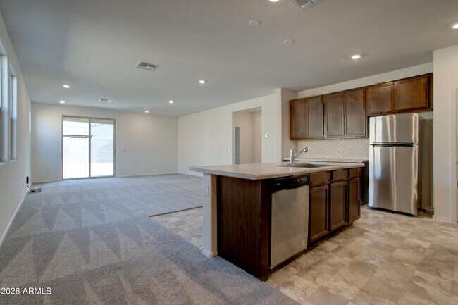 Building Photo - 12340 W Kaler Dr