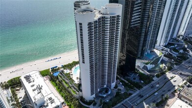 Building Photo - 17201 Collins Ave