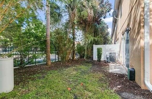 Building Photo - 5112 Dominica Dr