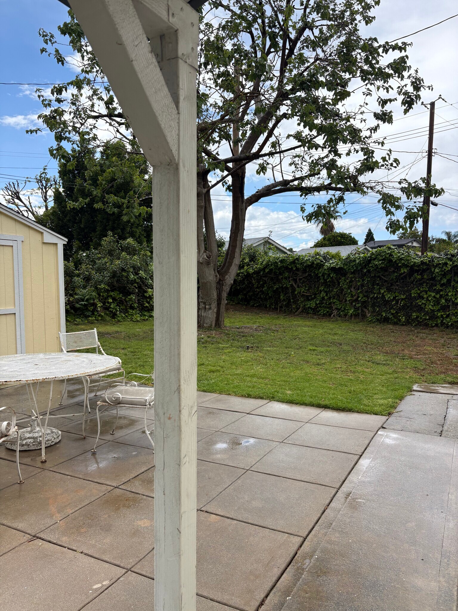 Building Photo - 2405 W Monterey Ave