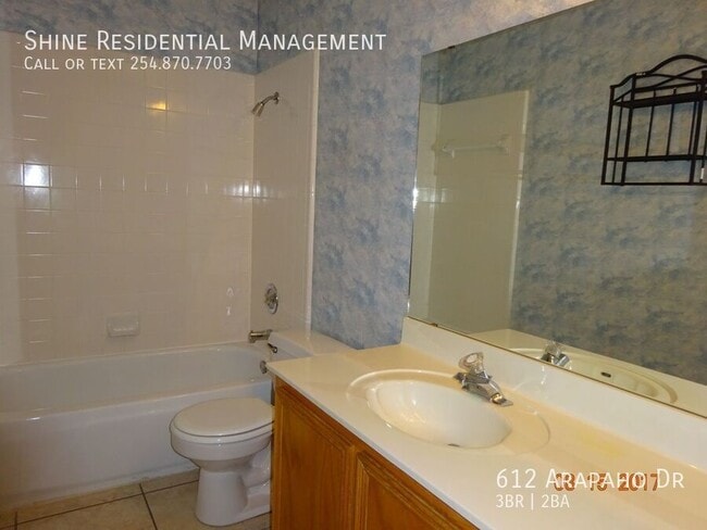 Building Photo - 612 Arapaho Dr