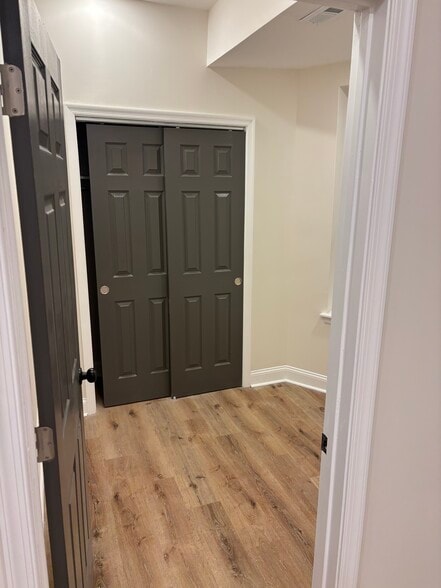 Building Photo - 137 W Washington Ln