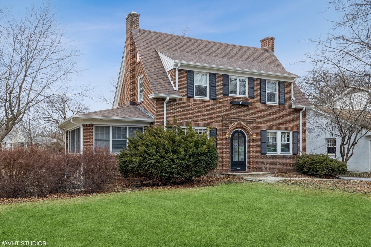 322 N Monroe St - 322 N Monroe St Hinsdale IL 60521 | Apartment Finder