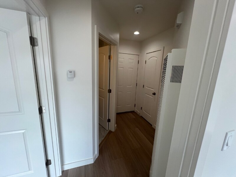 Building Photo - 10 Pueblo St