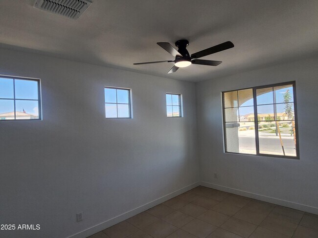 Building Photo - 11214 N 168th Dr