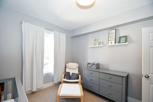 Building Photo - 90 High St