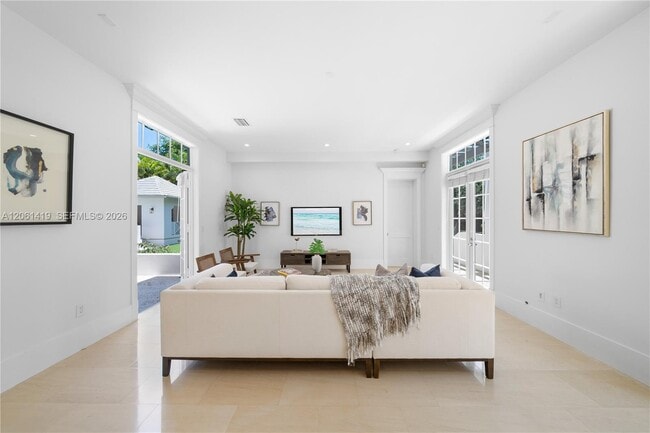 Building Photo - 7745 SW 54th Ave