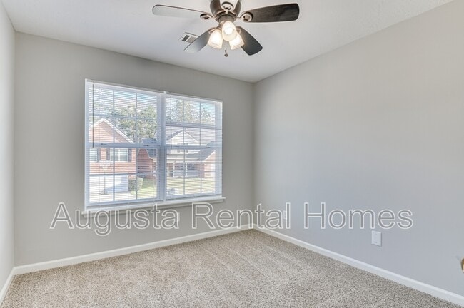 Building Photo - 7635 Pleasantville Way