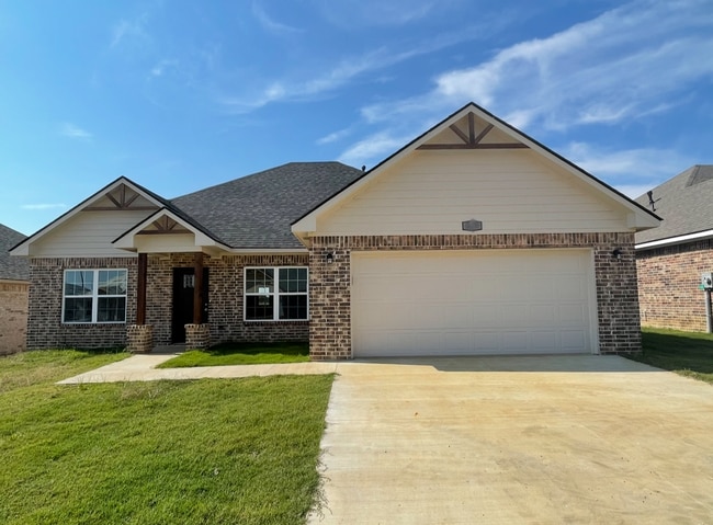 Building Photo - Peaceful 4-Bed Home, Minutes from Hwy 70 Bypass.
