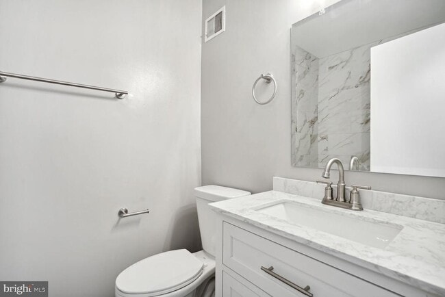 Building Photo - 10205 Provincetown Ct