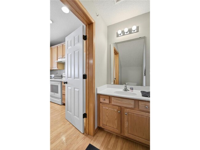 Building Photo - 13905 54th Ave N