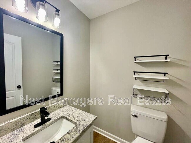 Building Photo - 216 Cobblestone Dr