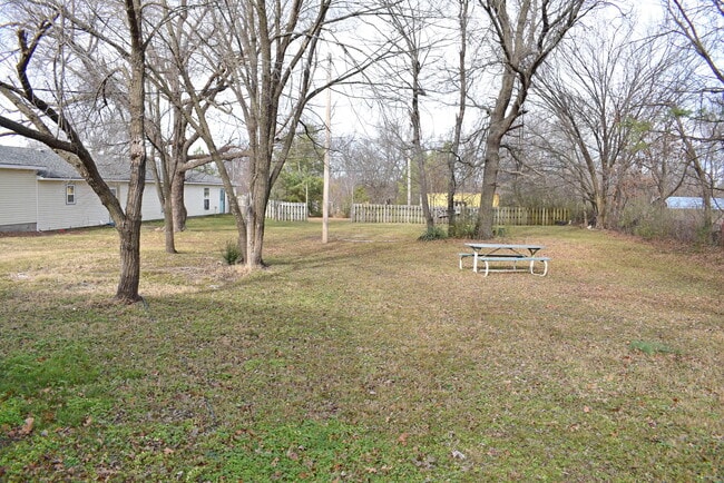 Building Photo - 6271 W Cedar Meadows Ln