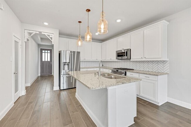 Building Photo - 11826 Tranquility Summit Dr