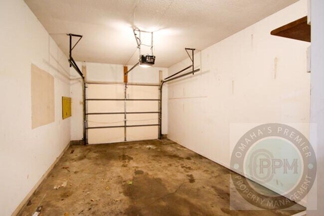 Building Photo - 12317 Weir St