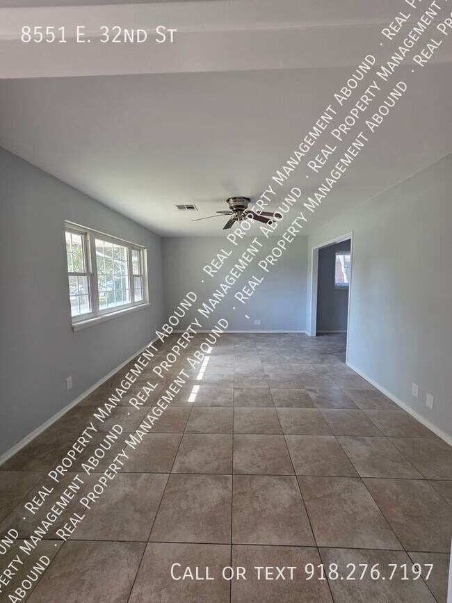 Building Photo - 8551 E 32nd St