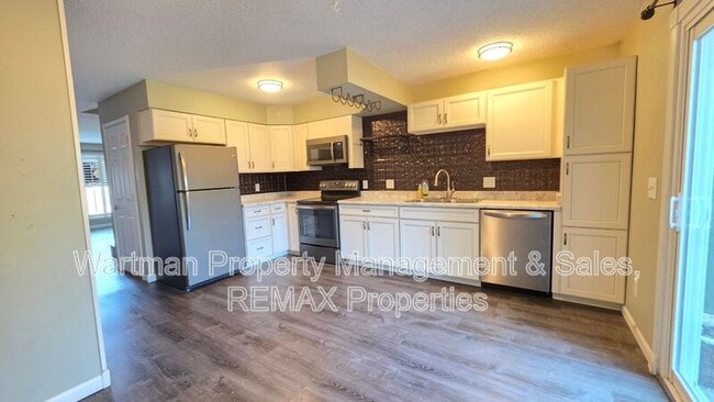 Building Photo - 4231 Charleston Dr