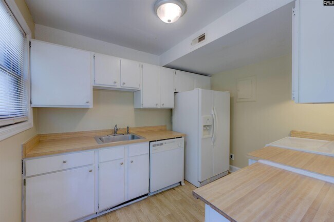 Building Photo - 4600 Fort Jackson Blvd