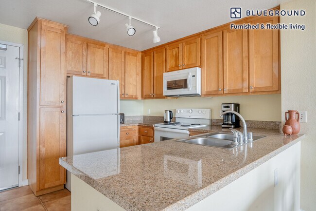 Building Photo - 1000 National Ave