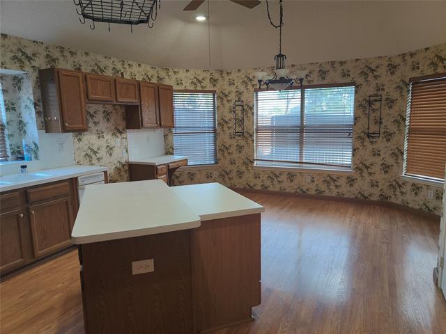 Building Photo - 9909 Belfort Dr