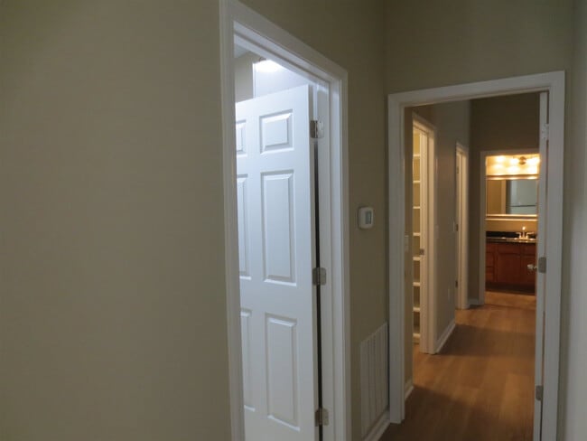 Building Photo - 34 Rio Grande Cir