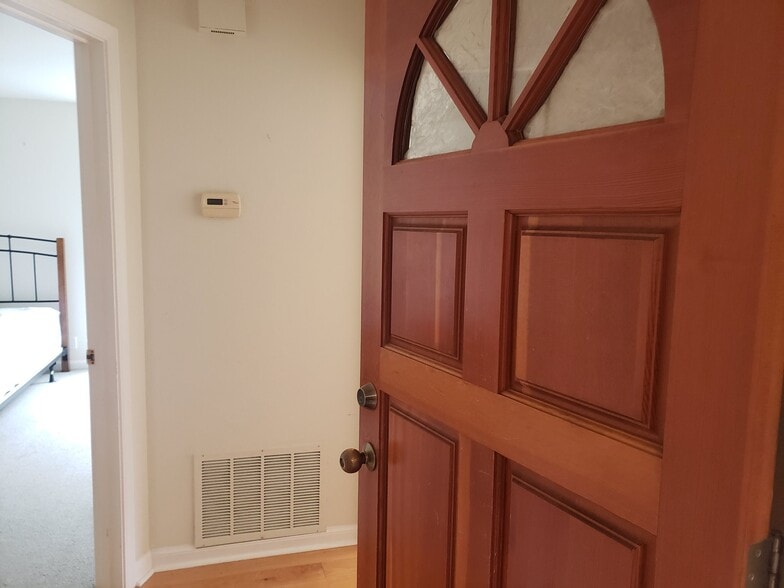 Building Photo - 962 Ferdinand Ave