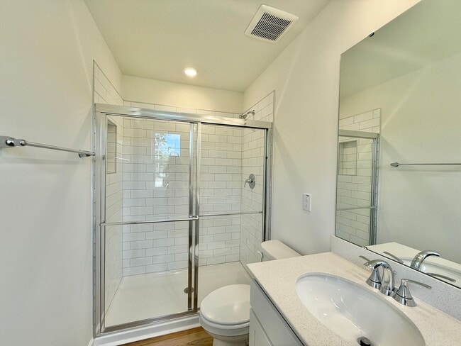 Building Photo - Stunning New Construction 3BD, 2.5BA End U...