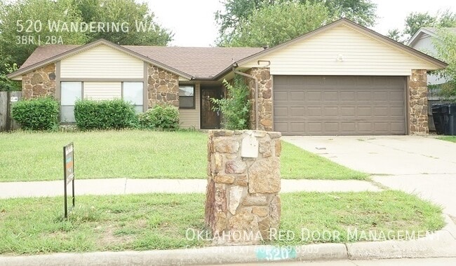 Building Photo - 520 Wandering Way