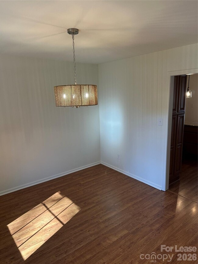 Building Photo - 124 Moonlight Way