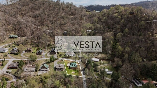 Building Photo - 131 Tanner Trail