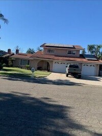 Building Photo - 5167 E Braly Ave