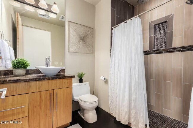 Building Photo - 7020 E 1st Ave