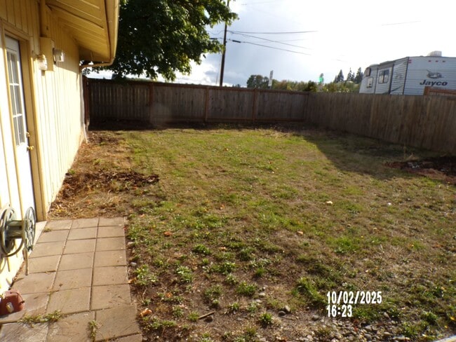 Building Photo - Charming home edge of Corvallis, close to Philomath!!