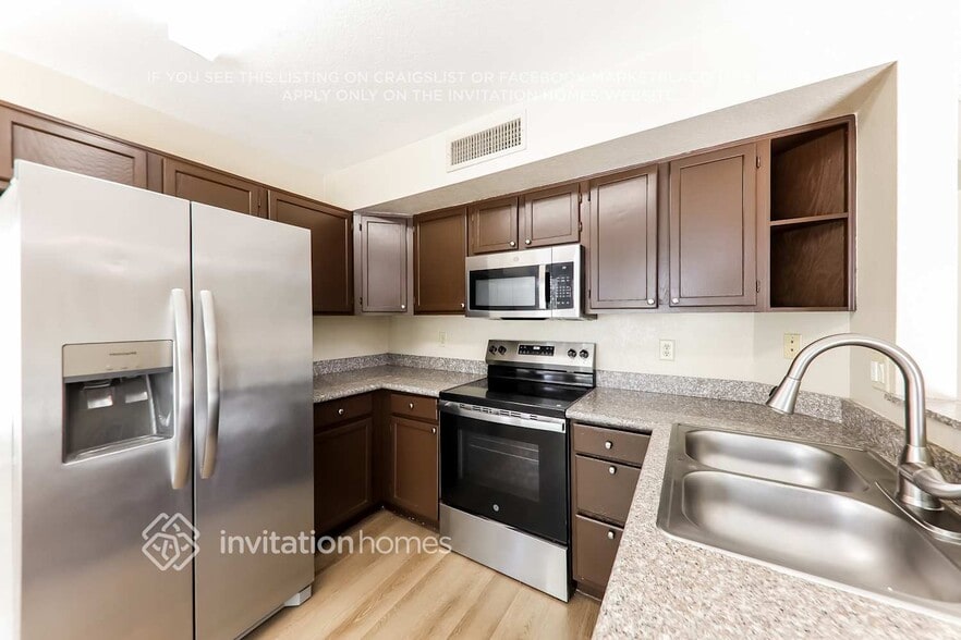 Building Photo - 3833 W Camino Del Rio