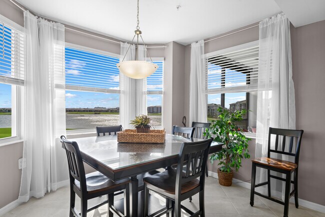 Building Photo - 5651 Double Eagle Cir