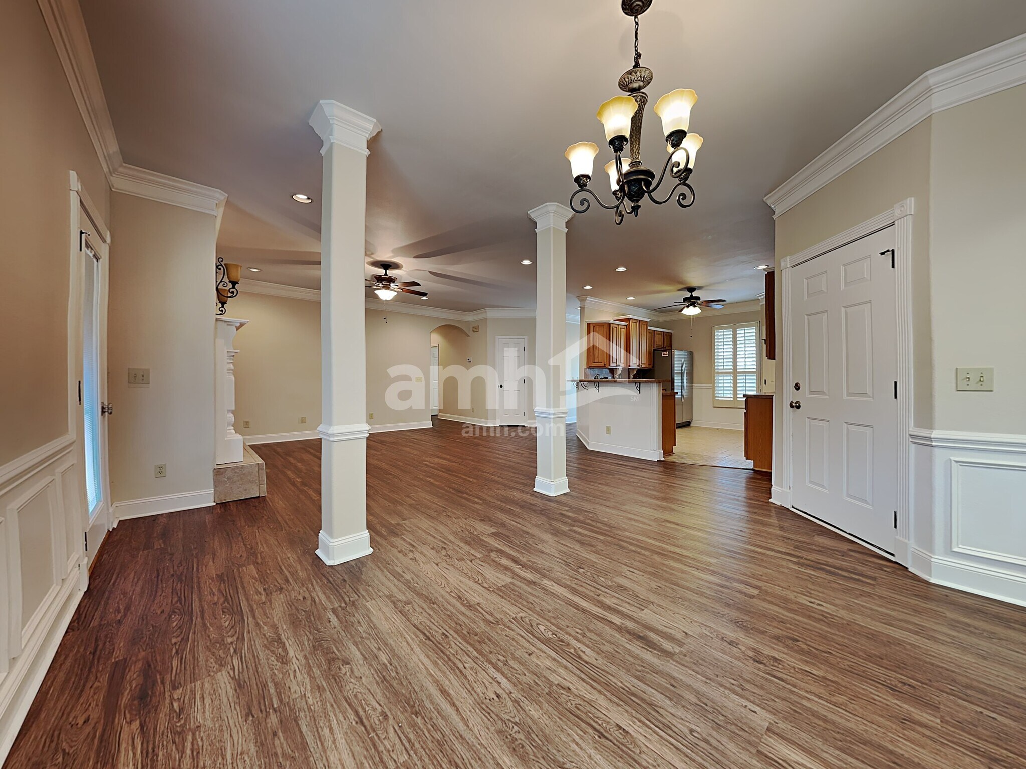 Building Photo - 1414 Caleb Trl