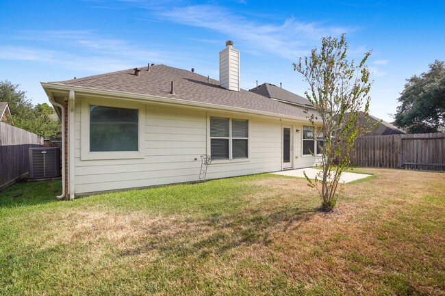 Building Photo - 21558 Duke Alexander Dr