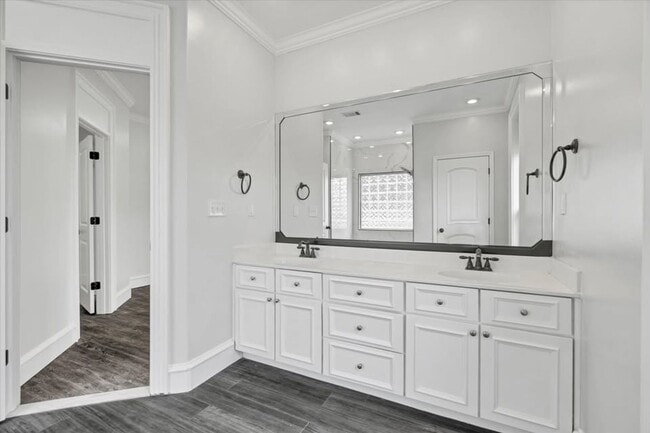 Building Photo - 3 Bedroom Home in Sage Meadows