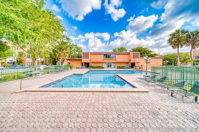 Building Photo - 9440 W Flagler St